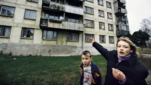 Backdrop to the movie "Lilya 4-ever" #886953