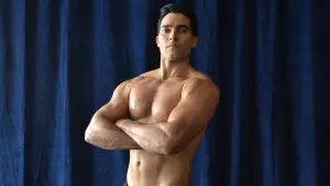 Backdrop to the movie "Bigger" #458581