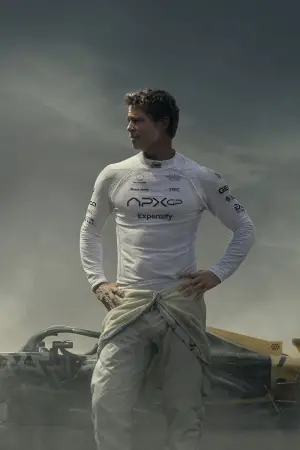 Poster to the movie "F1" #517979