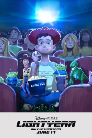 Poster to the movie "Lightyear" #673259