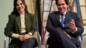 Backdrop to the movie "Up Next: Silvio Santos" #609537