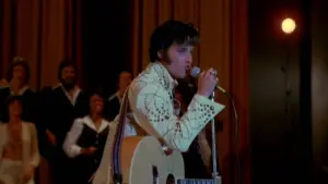 Backdrop to the movie "Elvis" #352356