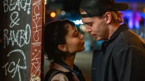 Backdrop to the movie "Caught Stealing" #527794