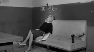 Backdrop to the movie "L