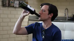 Backdrop to the movie "Bromates" #470324