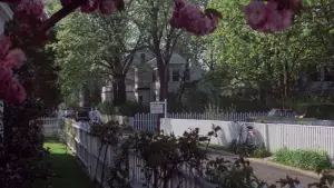 Backdrop to the movie "Jaws" #768209