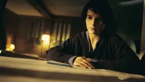 Backdrop to the movie "Three Colors: Blue" #202687