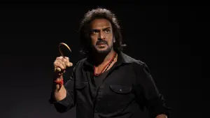 Backdrop to the movie "Coolie" #605928