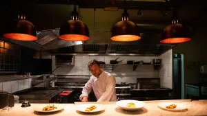 Backdrop to the movie "Boiling Point" #231762