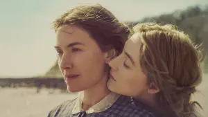 Backdrop to the movie "Ammonite" #244406