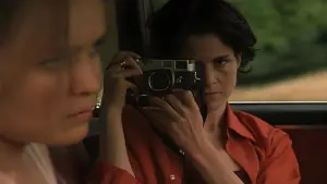 Backdrop to the movie "High Art" #570349