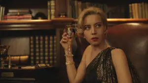 Backdrop to the movie "Megalopolis" #595886