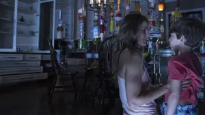 Backdrop to the movie "Dark Skies" #291540