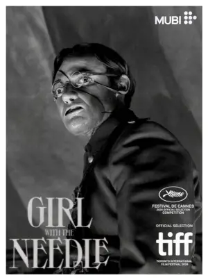 Poster to the movie "The Girl with the Needle" #601235