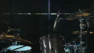 Backdrop to the movie "Zao: Live From the Church" #460148