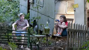 Backdrop to the movie "Broken" #695228