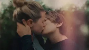 Backdrop to the movie "Chemical Hearts" #220771