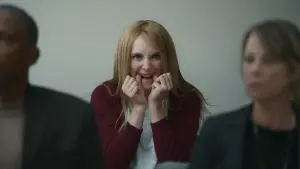 Backdrop to the movie "Red Rooms" #758855