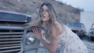 Backdrop to the movie "Her Life Is on the Line" #790112