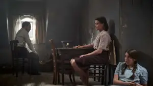 Backdrop to the movie "The Future Awaits" #650649