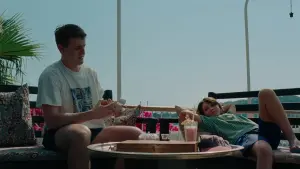 Backdrop to the movie "Aftersun" #201549