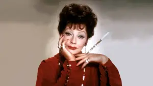 Backdrop to the movie "Mame" #678486