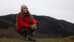 Backdrop to the movie "Vicky and Her Mystery" #237523