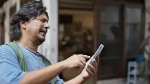 Backdrop to the movie "Andai Ibu Tidak Menikah Dengan Ayah" #787463