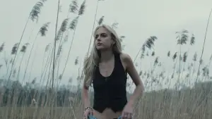 Backdrop to the movie "Last Straw" #790882