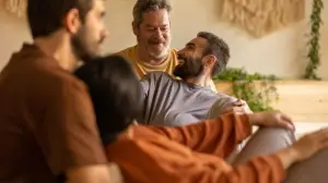 Backdrop to the movie "9 Moons" #773597