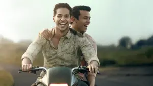 Backdrop to the movie "Homebound" #586206