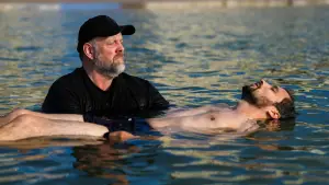 Backdrop to the movie "A Hint of Love" #668331