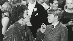 Backdrop to the movie "Mame" #678478