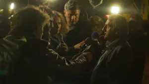 Backdrop to the movie "A Silence" #351187