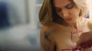 Backdrop to the movie "Couture" #796421