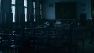 Backdrop to the movie "IO" #386550