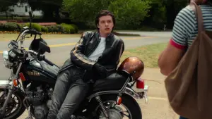 Backdrop to the movie "Krystal" #673365