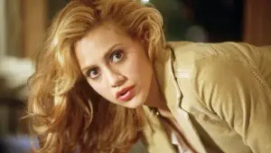 Backdrop to the movie "Uptown Girls" #810009