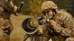 Backdrop to the movie "Porcelain War" #791822