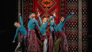 Backdrop to the movie "La Couleur de la grenade" #794293