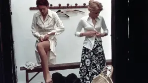 Backdrop to the movie "Emmanuelle" #455021