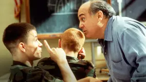 Backdrop to the movie "Renaissance Man" #396745