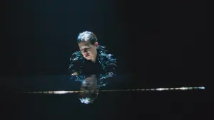 Backdrop to the movie "15 Years" #198188