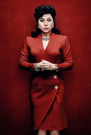 Poster to the movie "House of Gucci" #274820