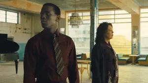 Backdrop to the movie "Empire of Light" #269753