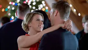 Backdrop to the movie "Merry & Bright" #745751