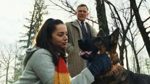 Backdrop to the movie "Knives Out" #561176