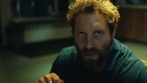 Backdrop to the movie "Dangerous Animals" #552648