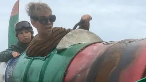 Backdrop to the movie "Finders of the Lost Yacht" #414053