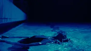 Backdrop to the movie "Three Colors: Blue" #729301